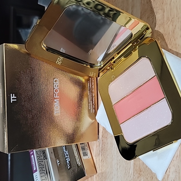 Tom Ford Makeup Tom Ford Summer Soleil Contouring Compact Nude Glow Poshmark